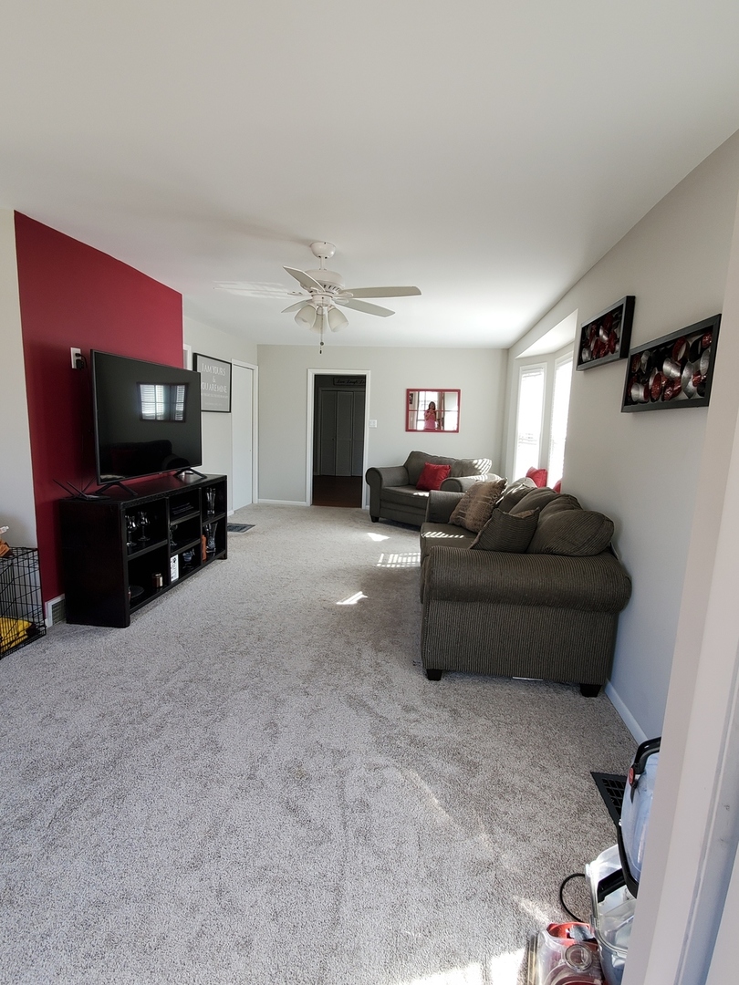 19501 Wolf Road Mokena, IL 60448 - Photo 6 of 16