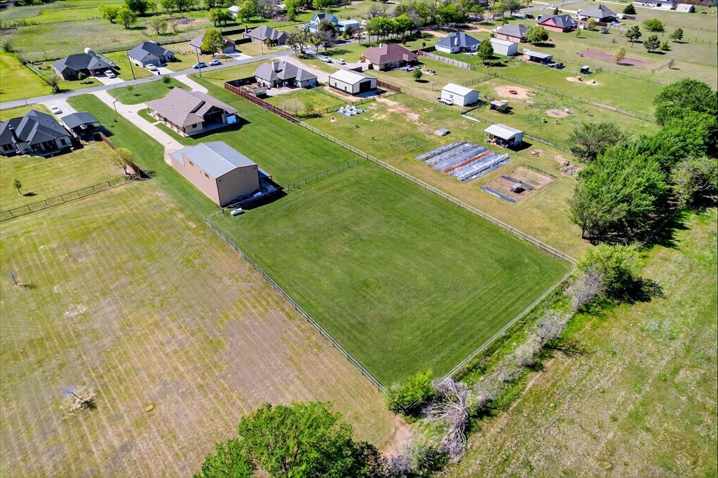 611 Mohawk Street Tioga, TX 76271 - Photo 25 of 37 Aerial view