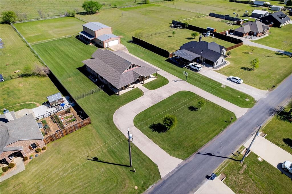 611 Mohawk Street Tioga, TX 76271 - Photo 27 of 37 Aerial view