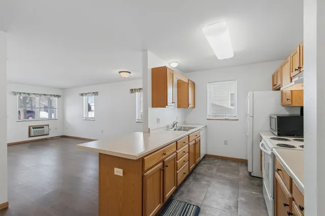 $174,900 | 1505 Manassas Drive, Unit 50, Baraboo, WI 53913