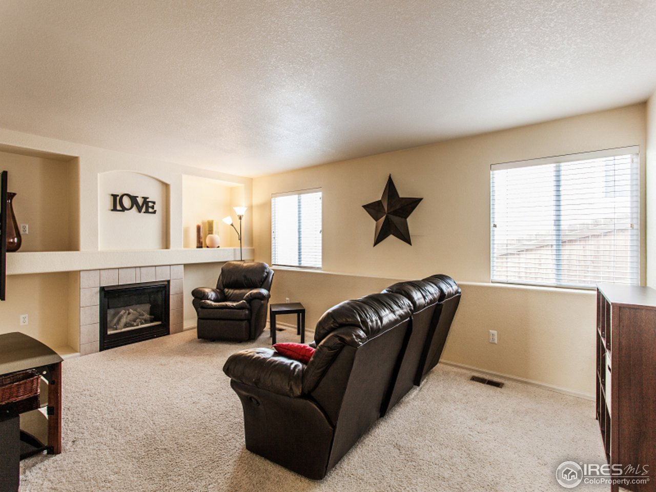 7114 Avondale Road Fort Collins, CO 80525 - Photo 4 of 25 Gallery Image 4