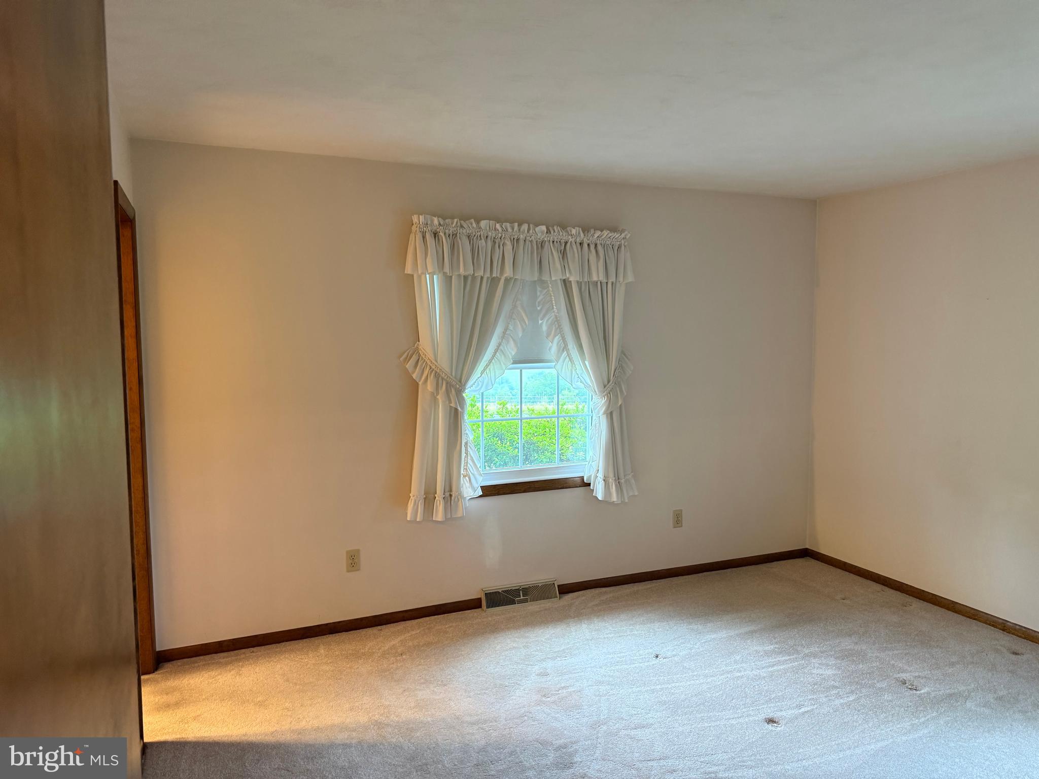 5293 Roller Road Manchester, MD 21102 - Photo 23 of 46