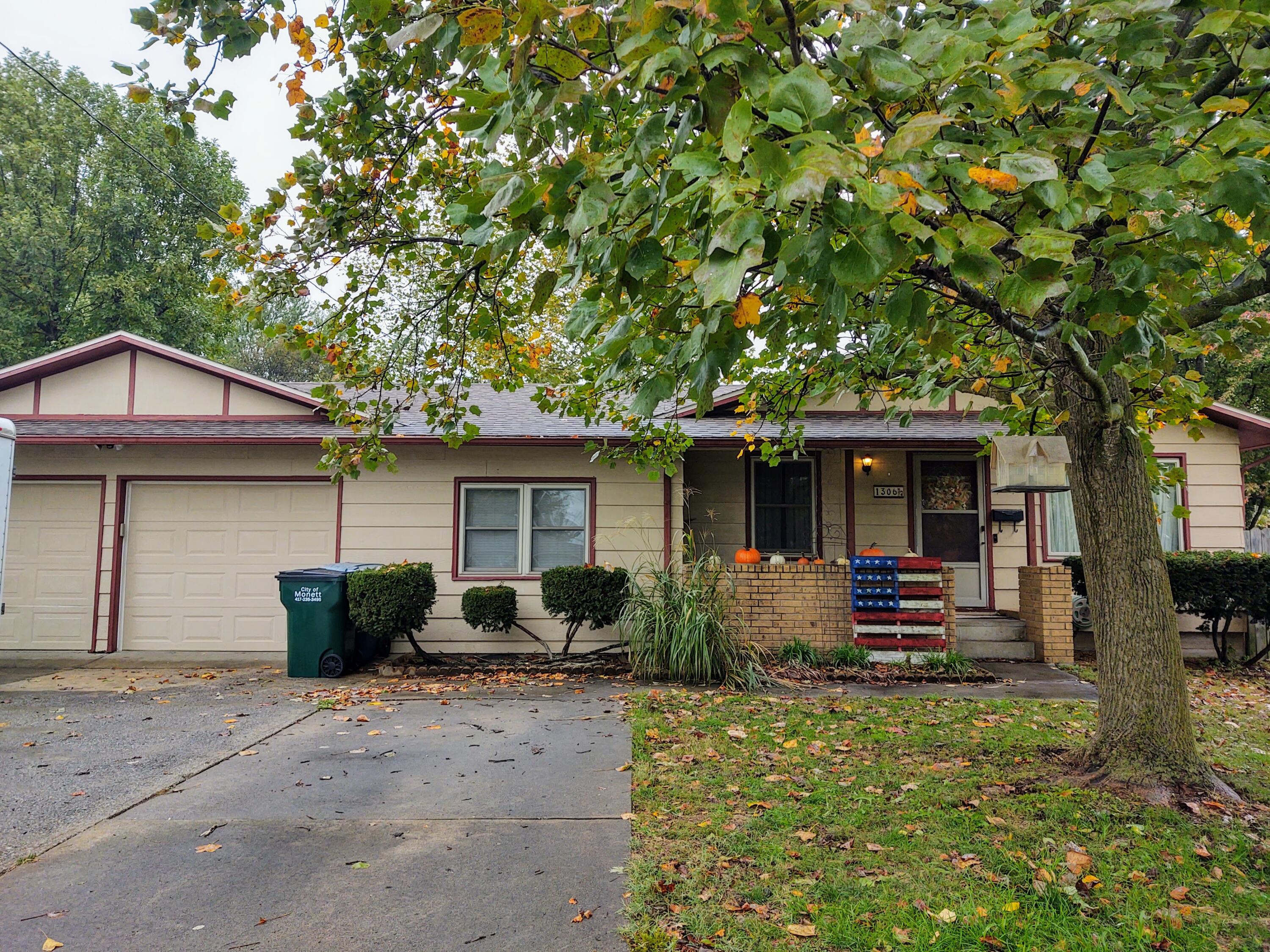 1306 East Sycamore Street Monett, MO 65708 - Photo 1 of 1 Front of home