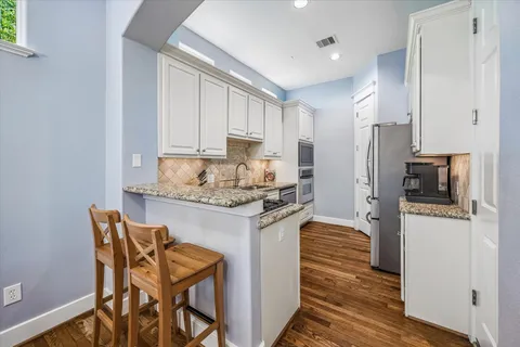 $619,000 | 1011 West 14th Street, Houston, TX 77008