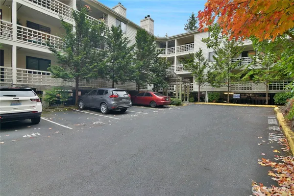 a car parked in front of a building