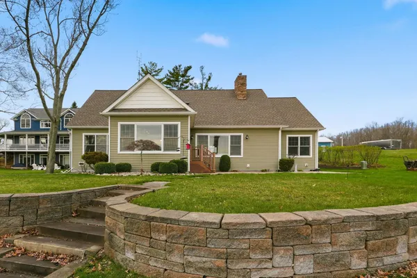$699,900 | 7122 North 925 East, Fremont, IN 46737
