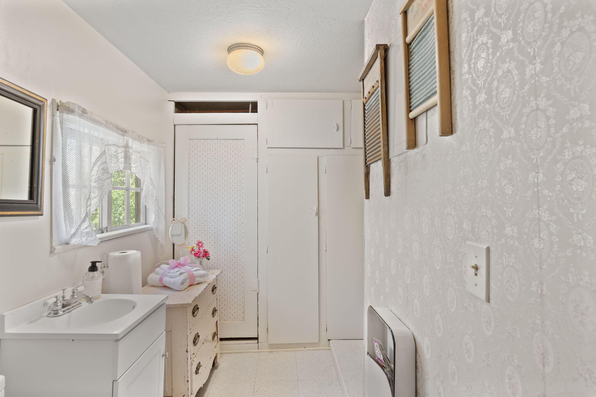 144 Nursery Lane Grants Pass, OR 97527 - Photo 42 of 76 35-web-or-mls-144-nursery-ln