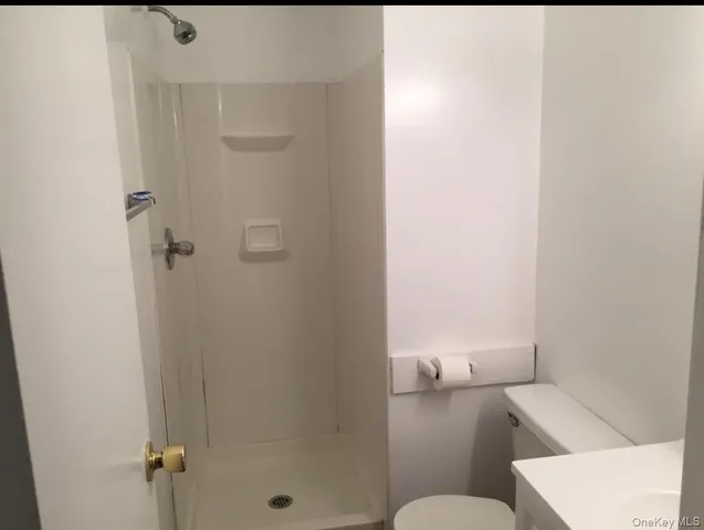 $1,950 | 206 West Broadway, Port Jefferson, NY 11777