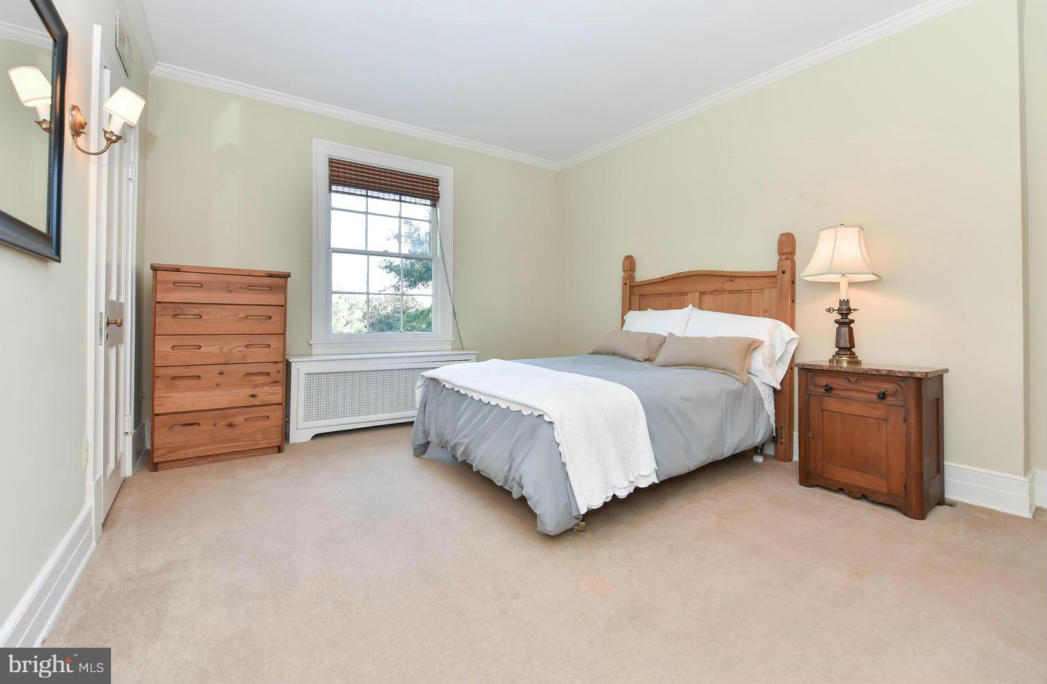 2210 Russell Road Alexandria, VA 22301 - Photo 21 of 30 Bedroom