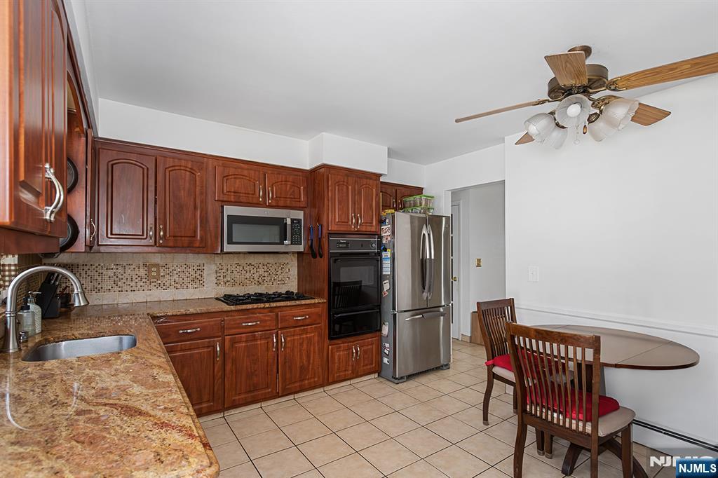 38 Parson Road Clifton, NJ 07012 - Photo 11 of 36 Gallery Image 11