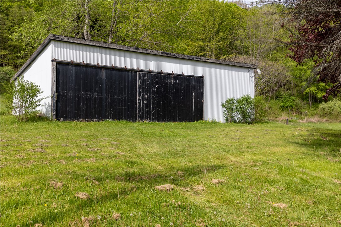9127 State Rte 21 Fremont, NY 14826 - Photo 25 of 35 Barn