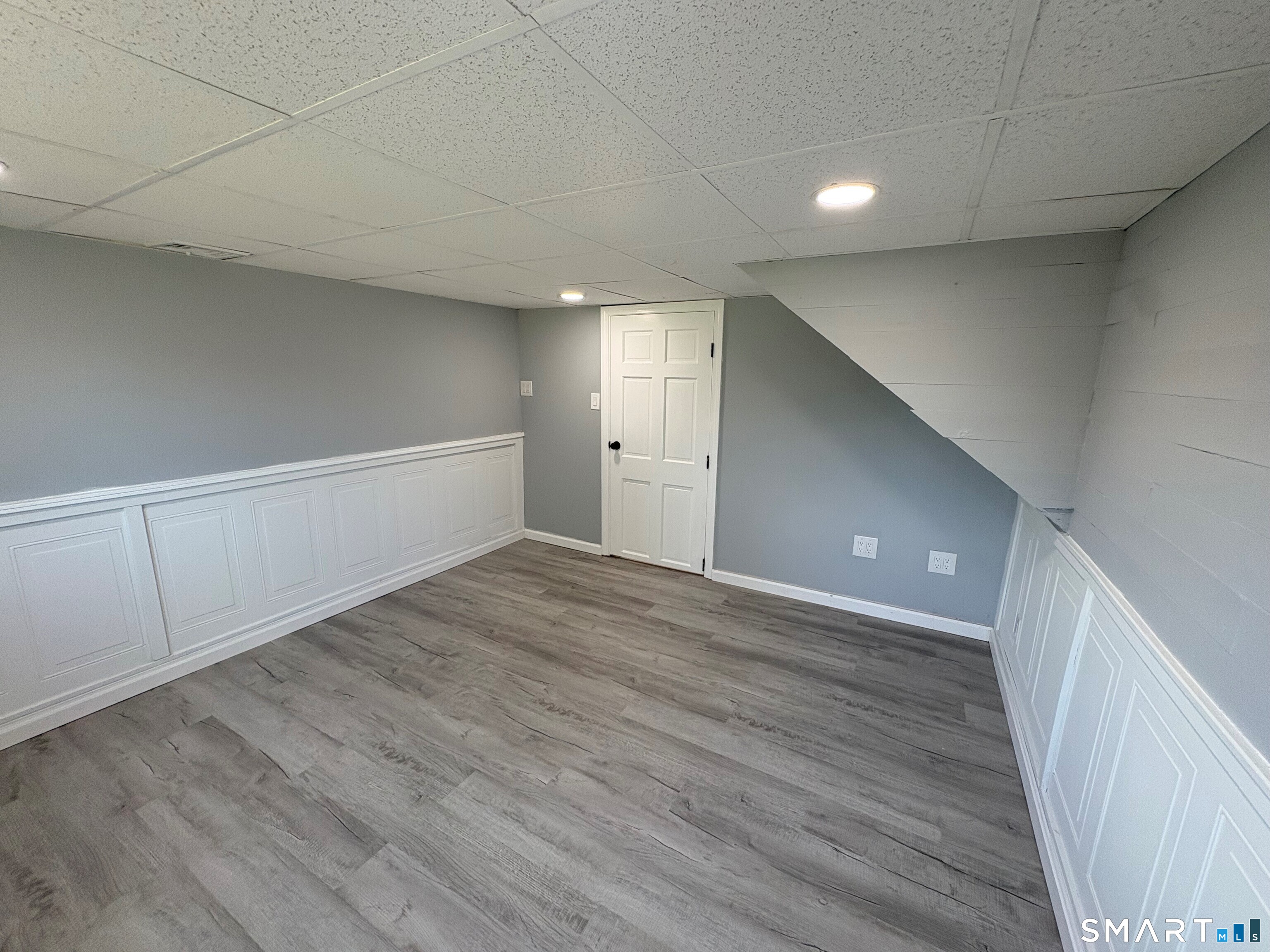 1052 New Rock Hill Road Wallingford, CT 06492 - Photo 34 of 39