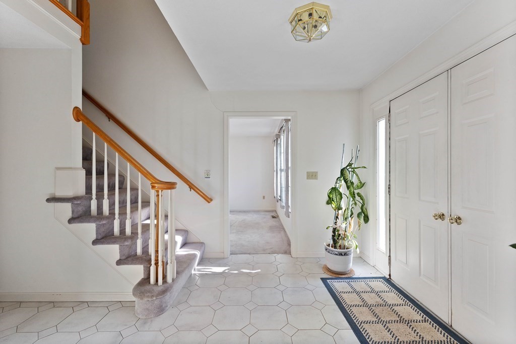 25 Spruce Road North Reading, MA 01864 - Photo 11 of 39