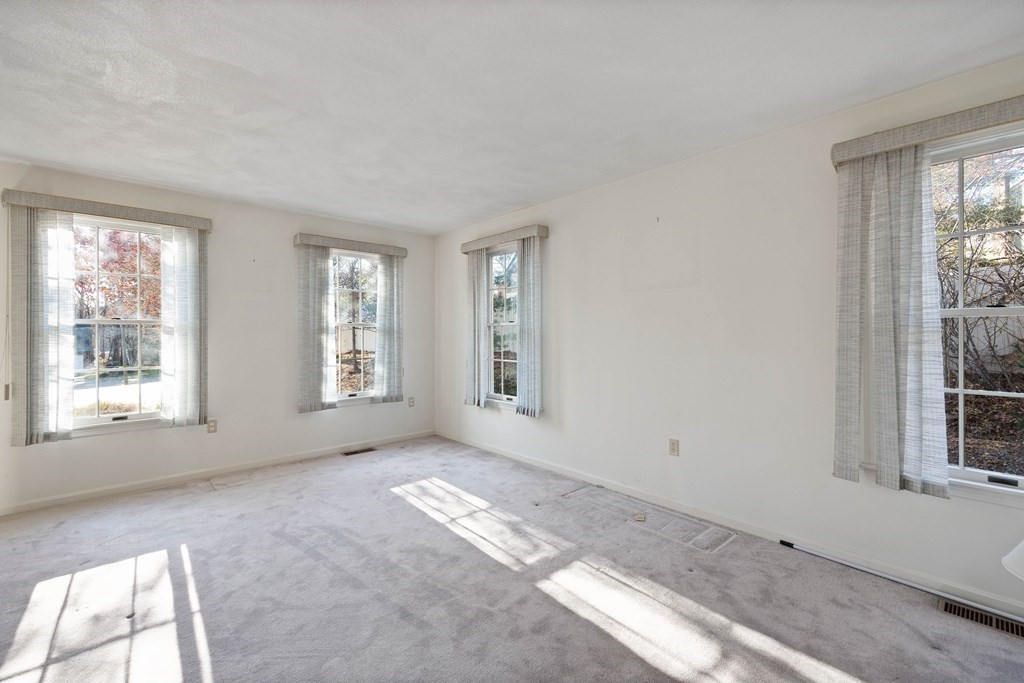 25 Spruce Road North Reading, MA 01864 - Photo 17 of 39