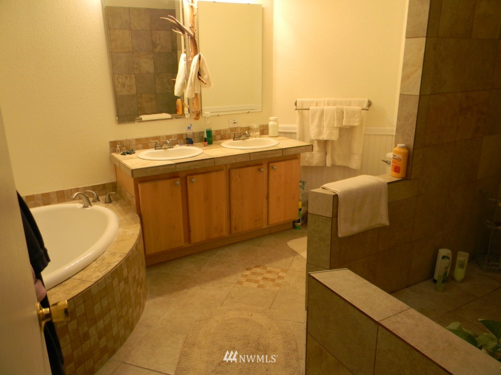 10119 Bridge Road Southeast Yelm, WA 98597 - Photo 8 of 15 Gallery Image 8