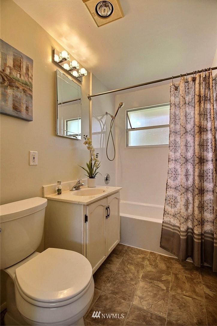 687 Redmond Avenue Northeast Renton, WA 98056 - Photo 11 of 19 Gallery Image 11