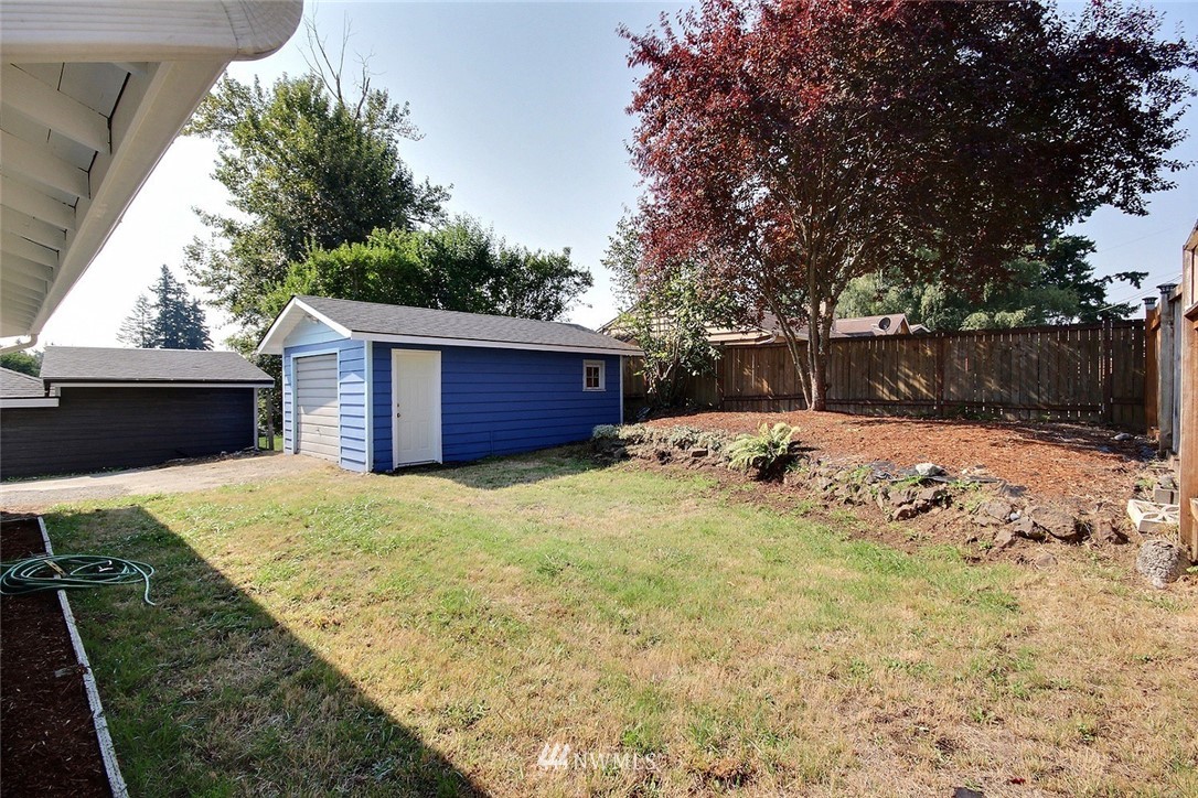 687 Redmond Avenue Northeast Renton, WA 98056 - Photo 16 of 19 Gallery Image 16