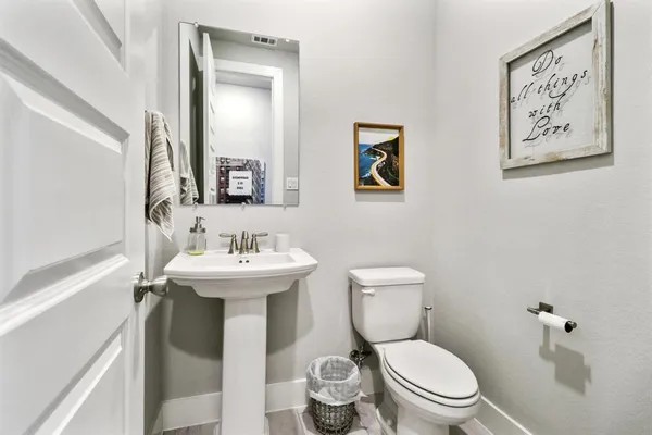 $3,200 | 847 Longbranch Way, Little Elm, TX 76227