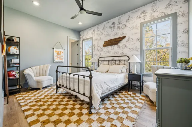 $948,000 | 890 Hackberry Lane, Nunnelly, TN 37137