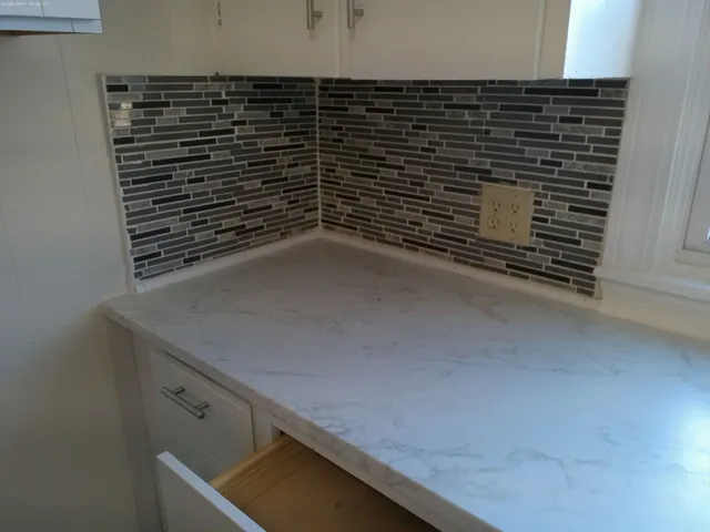 $2,200 | 65-67 4th Avenue, Unit 2, Haverhill, MA 01830