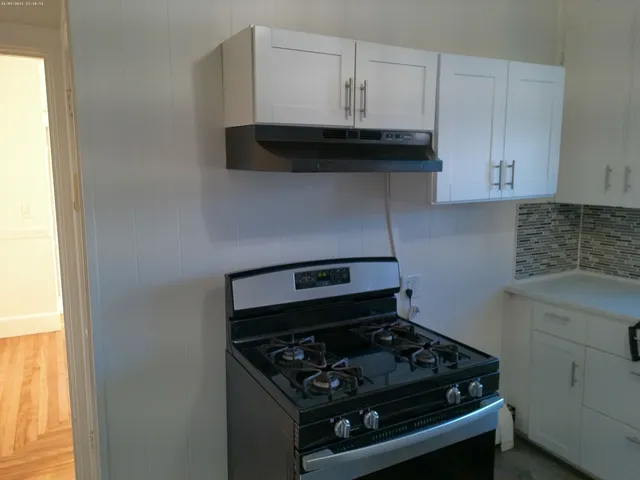 $2,200 | 65-67 4th Avenue, Unit 2, Haverhill, MA 01830