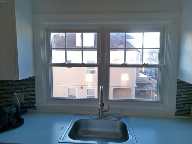 $2,200 | 65-67 4th Avenue, Unit 2, Haverhill, MA 01830