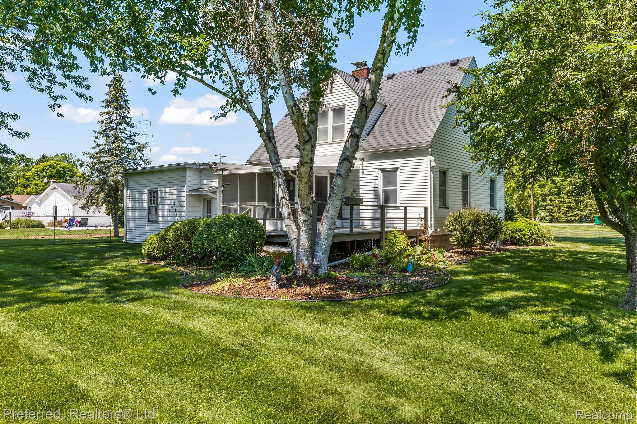 3792 Wheeler Road Bay City, MI 48706 - Photo 5 of 35 Wheeler18.jpg