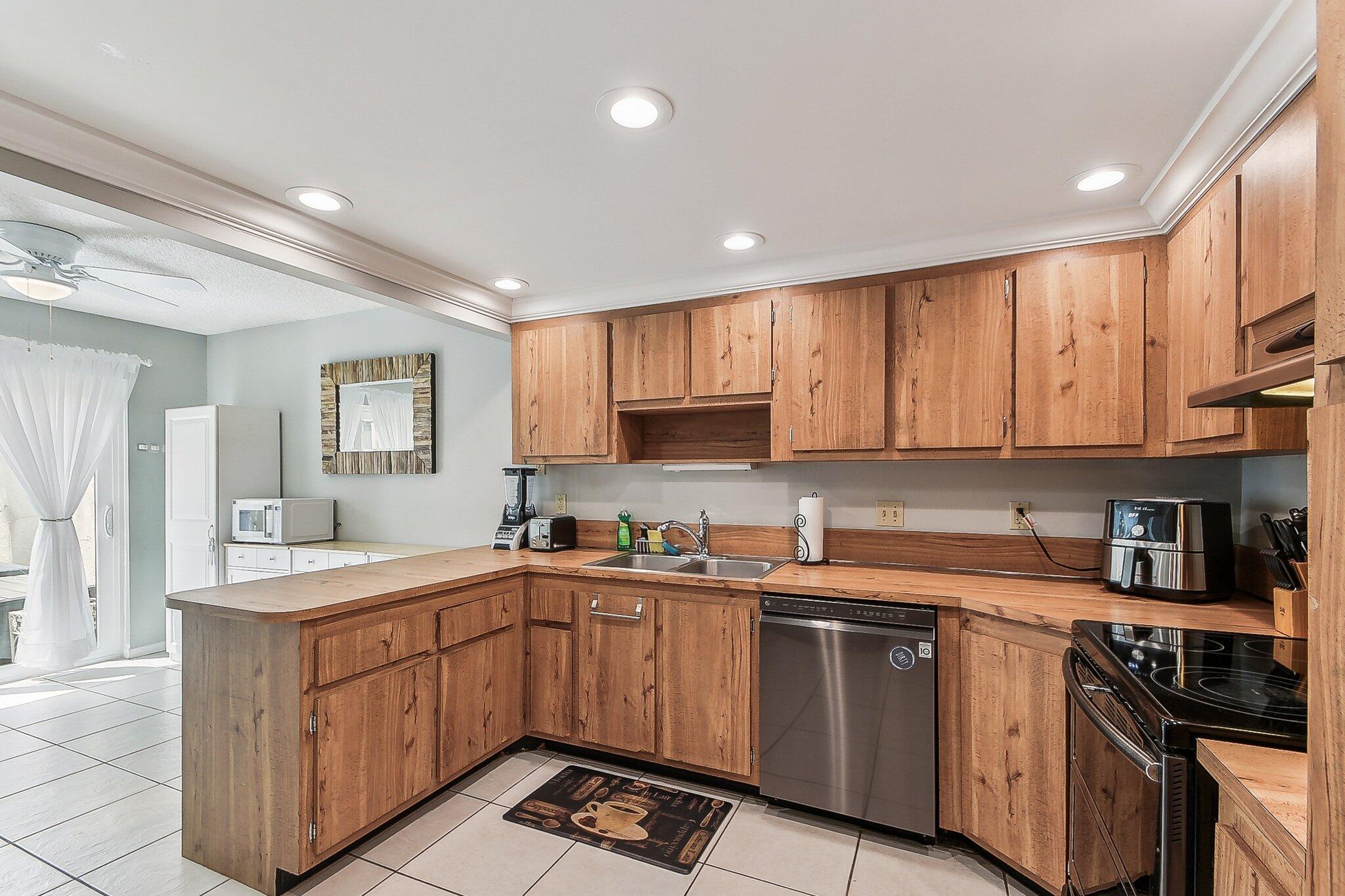 11063 Oakdale Road Boynton Beach, FL 33437 - Photo 21 of 65 65-web-or-mls-DSC_0496