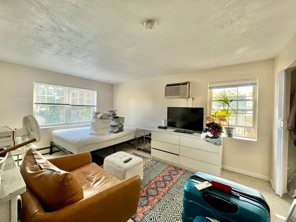 $1,730 | 34 Clark Street, Unit 13, Arlington, MA 02476