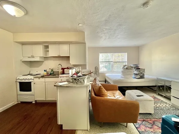 $1,730 | 34 Clark Street, Unit 13, Arlington, MA 02476