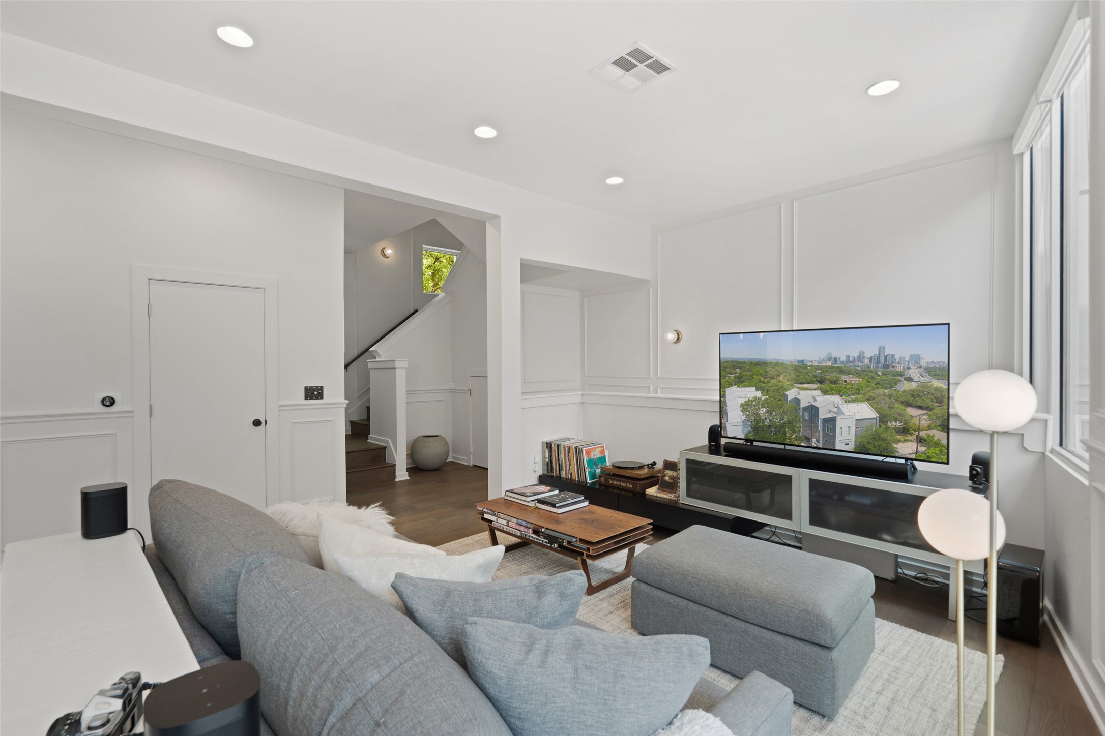 1500 Summit Street, Unit 5 Austin, TX 78741 - Photo 12 of 38