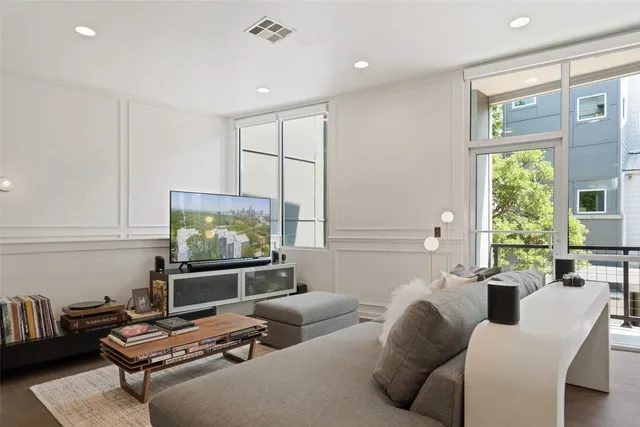 $849,000 | 1500 Summit Street, Unit 5, Austin, TX 78741