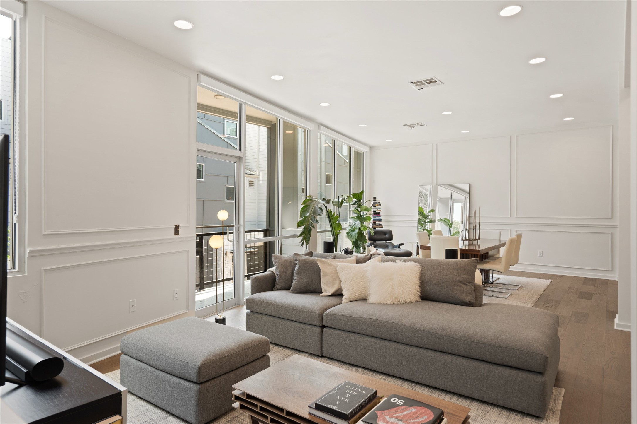 1500 Summit Street, Unit 5 Austin, TX 78741 - Photo 10 of 38