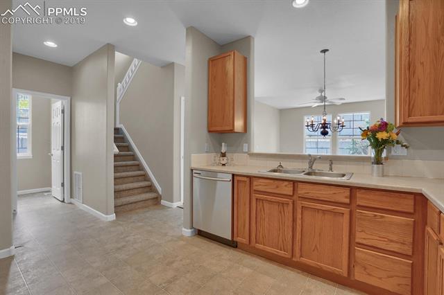 4056 Diamond Ridge View Colorado Springs, CO 80918 - Photo 13 of 25