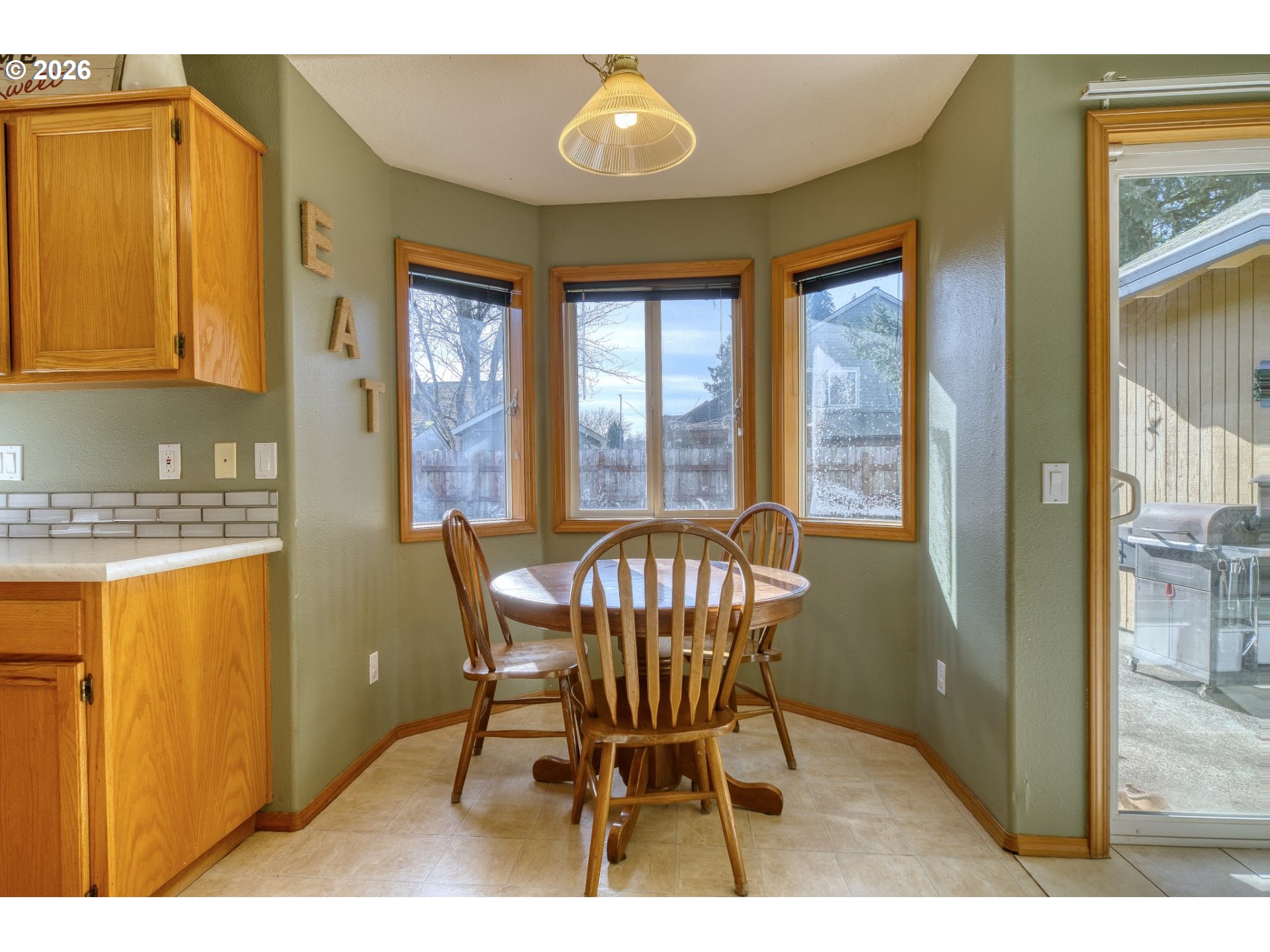 33280 Linden Street Scappoose, OR 97056 - Photo 11 of 30 Kitchen/Nook