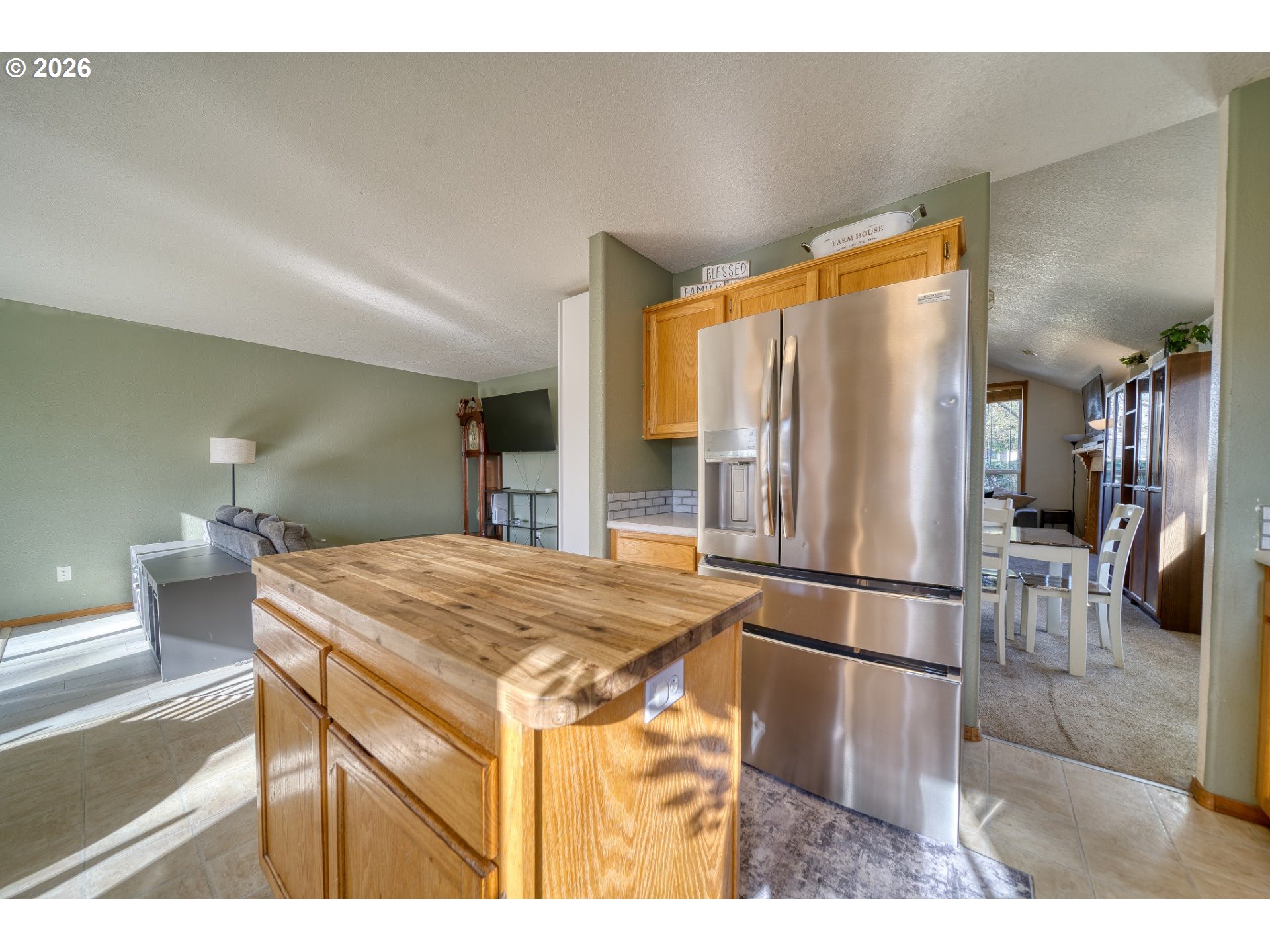 33280 Linden Street Scappoose, OR 97056 - Photo 12 of 30 Kitchen/Family Room