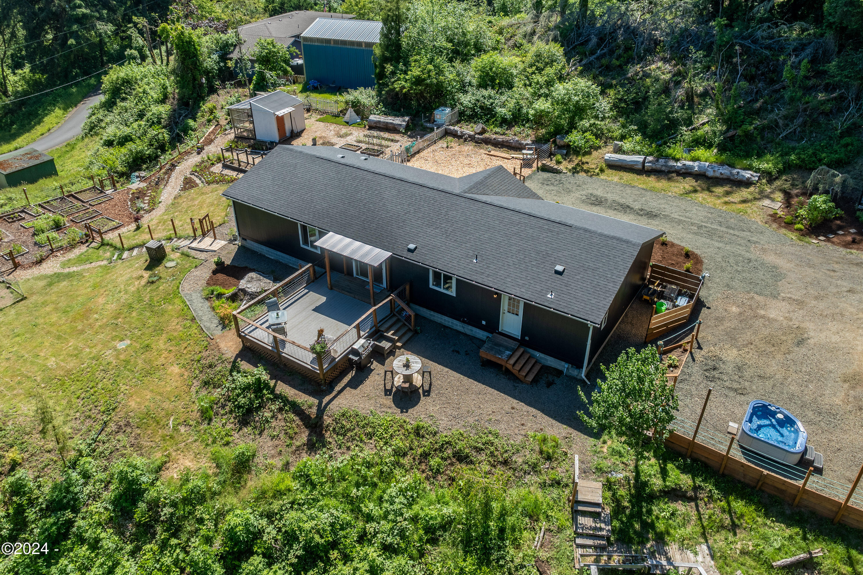 405 Southeast John Nye Road Newport, OR 97365 - Photo 31 of 54 Looking west