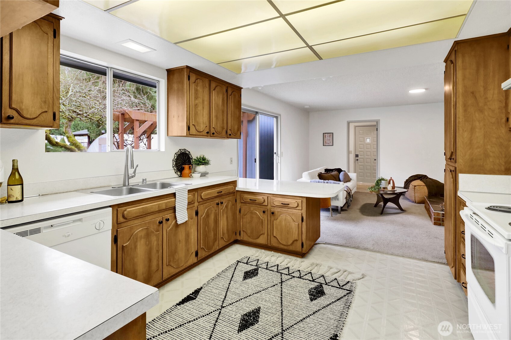 4440 Cable Street Bellingham, WA 98229 - Photo 12 of 40