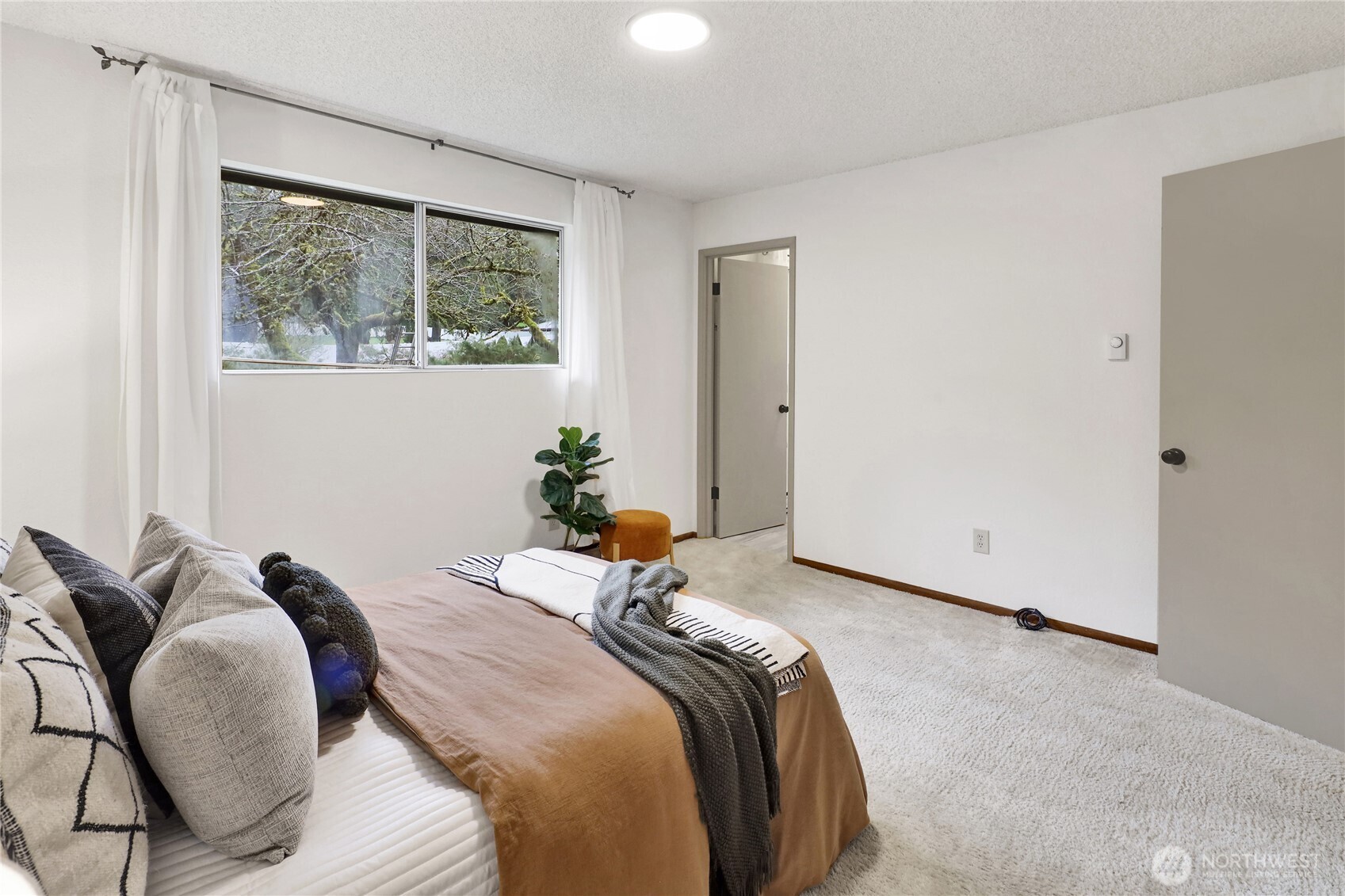 4440 Cable Street Bellingham, WA 98229 - Photo 21 of 40