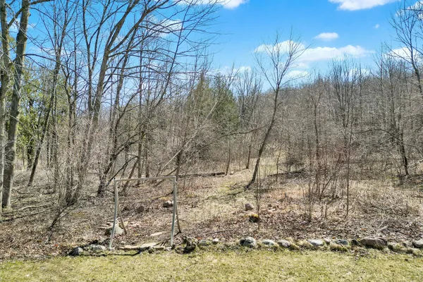 $564,900 | 511 West Acacia Drive, Saukville, WI 53024