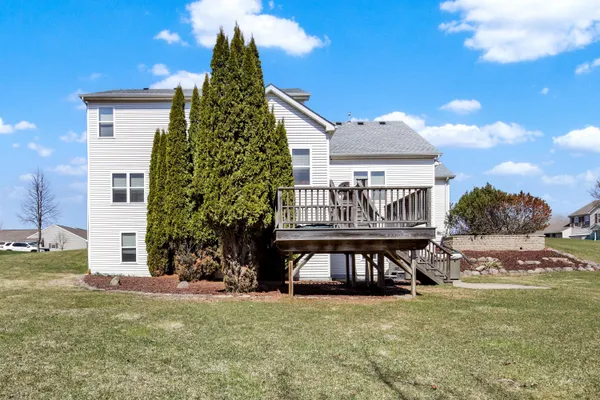 $564,900 | 511 West Acacia Drive, Saukville, WI 53024