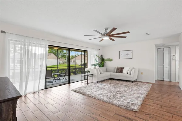 $299,000 | 40 Sylvia Place, Oldsmar, FL 34677