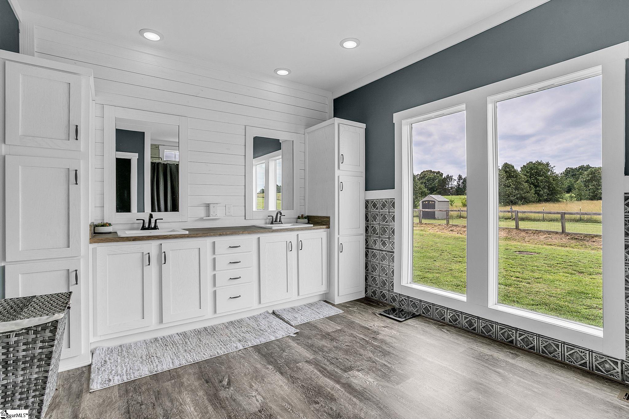615 Wilson Road Central, SC 29630 - Photo 20 of 48