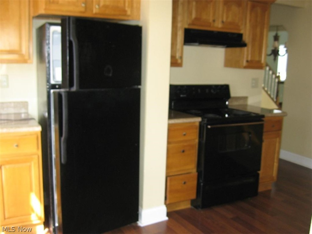 17824 Landseer Road Cleveland, OH 44119 - Photo 2 of 21 Gallery Image 2