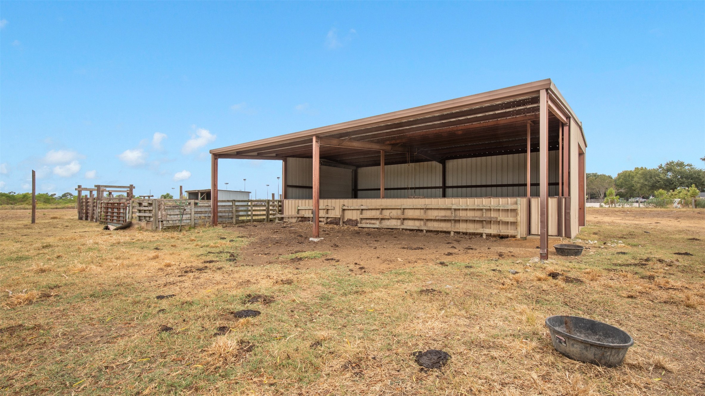 19105 Mueschke Road Tomball, TX 77377 - Photo 16 of 16 a view of back yard of the house