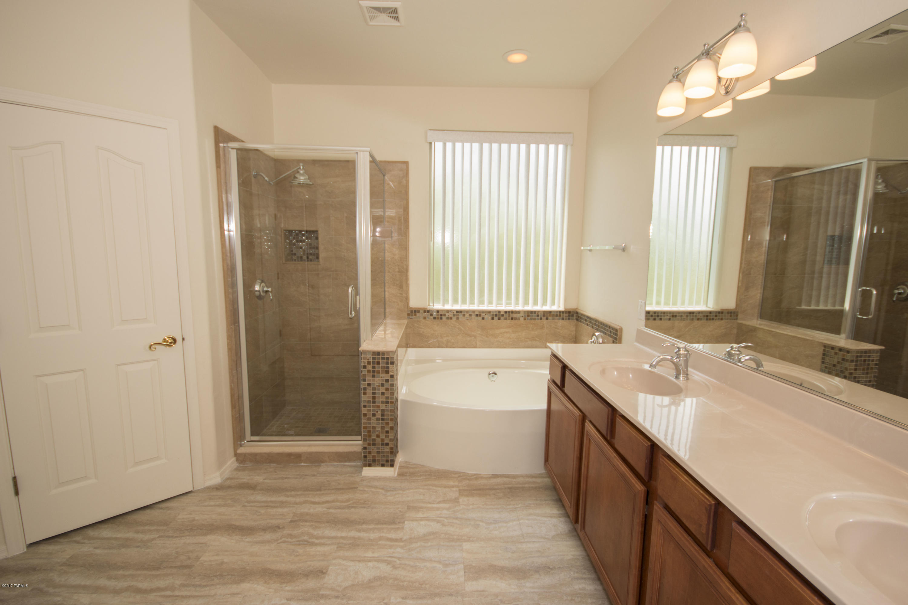3329 North Bear Spring Trail Tucson, AZ 85745 - Photo 15 of 28