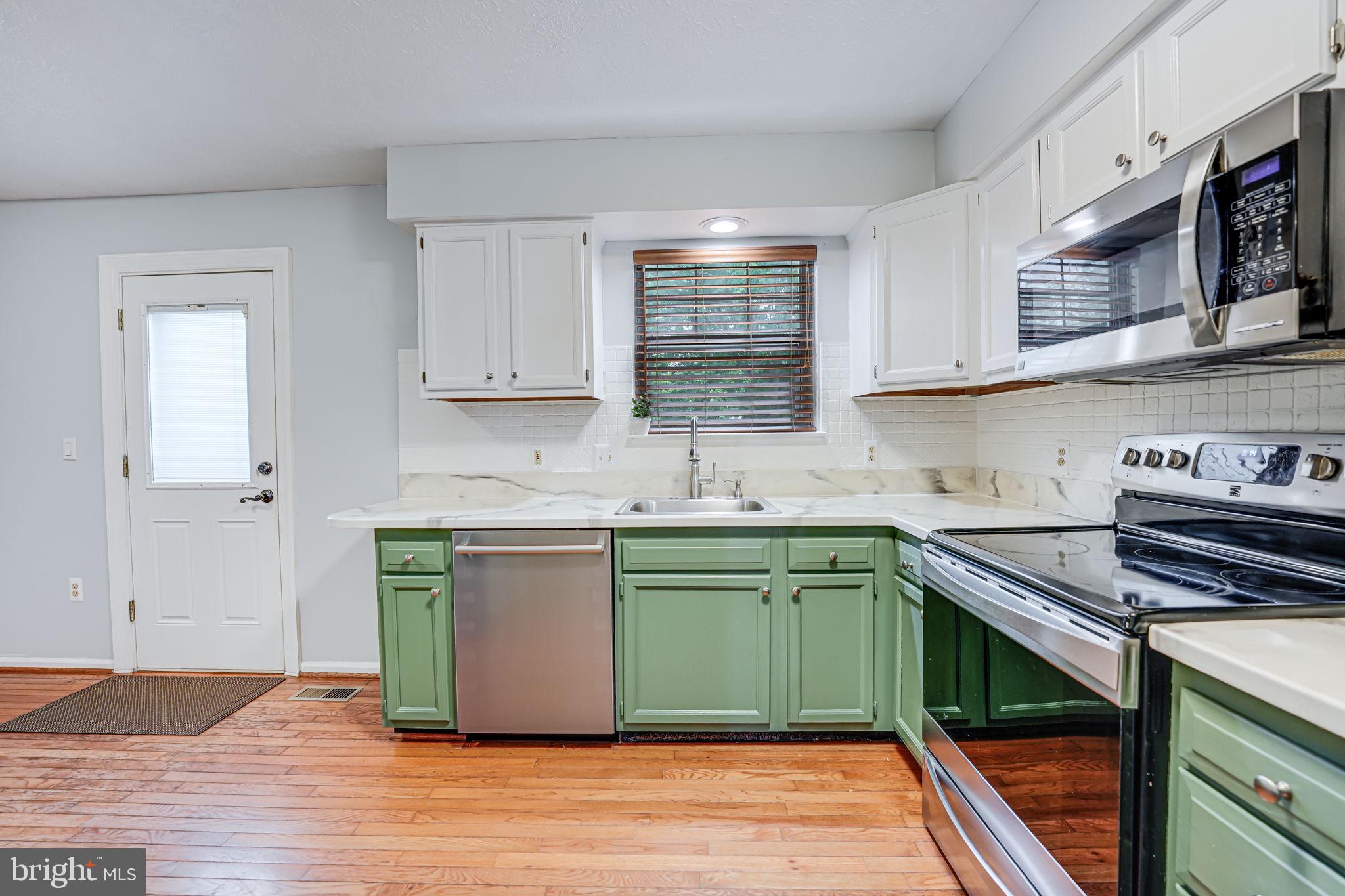 205 Choptank Road Stafford, VA 22556 - Photo 10 of 32 Kitchen