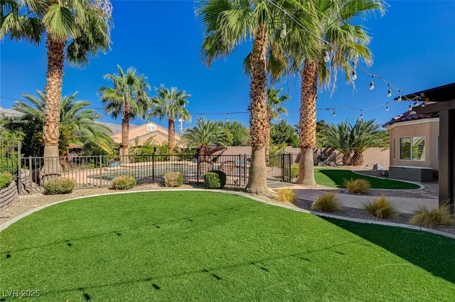 $749,900 | 9117 North Costa De Oro Court, Las Vegas, NV 89131