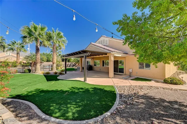 $749,900 | 9117 North Costa De Oro Court, Las Vegas, NV 89131