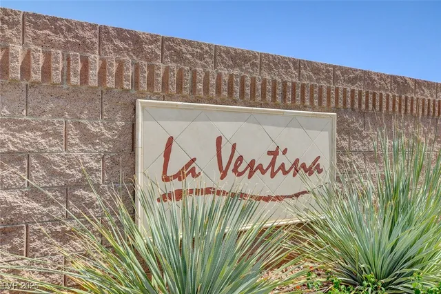 $749,900 | 9117 North Costa De Oro Court, Las Vegas, NV 89131